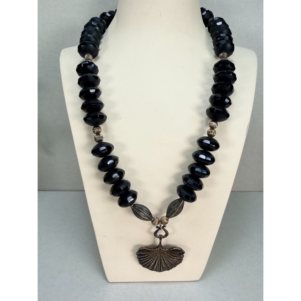 Vintage Sterling Silver Black Onyx Bead Necklace Ginkgo Leaf Pendant Statement